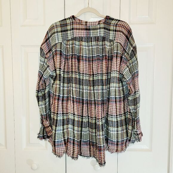 Free People Size xs oversized button up shirt.  ^ - Picture 3 of 7
